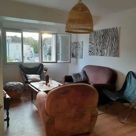 Charmant Logement Avec Parking Gratuit Sur Place Eclaron Exterior photo